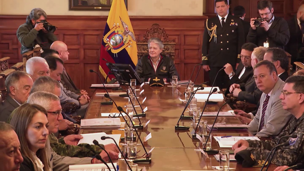 Declaración de Ecuador "terroristas" a las organizaciones criminales que operan en el país
