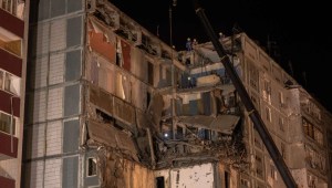 Sobreviviente relata el mortal impacto de un misil ruso en su edificio