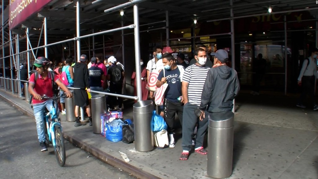 Nueva York pide ayuda por la llegada de miles de migrantes