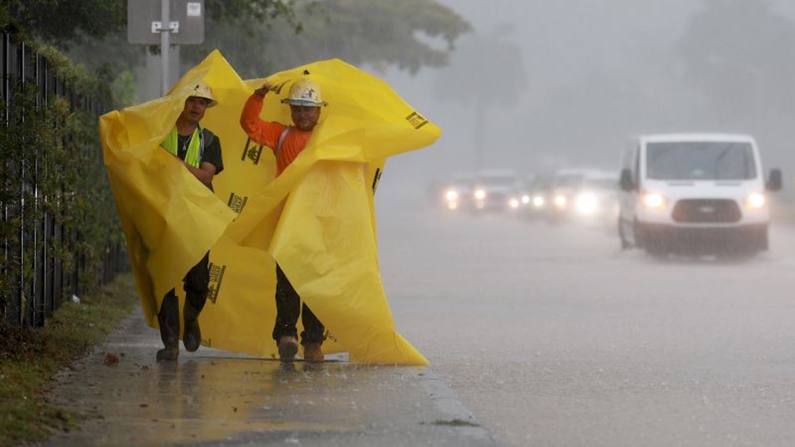 Lluvia Hist Rica Azota El Sur De La Florida Cierran Colegios Y El   Lluvias Fort Lauderdale Inundaciones 