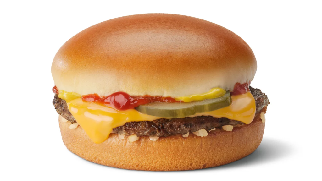 Hasta la humilde hamburguesa con queso se renueva. (Crédito: McDonald's EE.UU.)