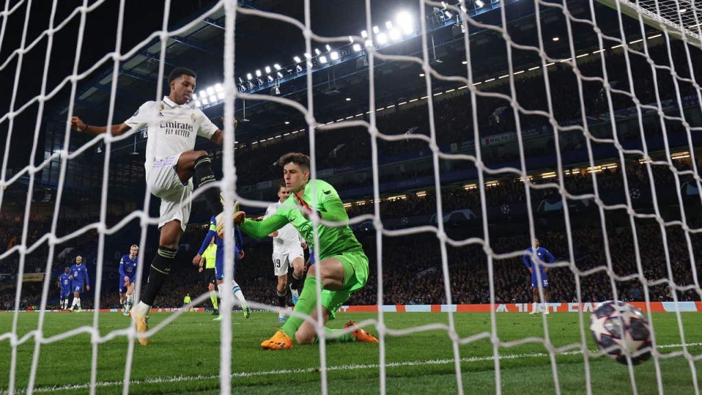 El Chelsea quedó eliminado de la Champions League tras perder ante el Real Madrid por un marcador global de 4-0. (Crédito: Adrian Dennis/AFP/Getty Images)