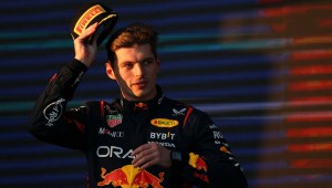 Max Verstappen en el podio del Gran Premio de Australia 2023. (Foto: MARTIN KEEP/AFP vía Getty Images)