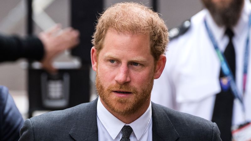 Według Pałacu Buckingham książę Harry pojedzie na koronację króla, a Meghan zostanie w USA
