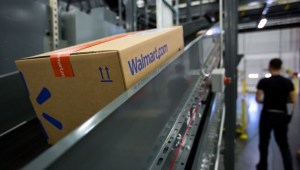 Walmart despide a 2.000 trabajadores de almacén