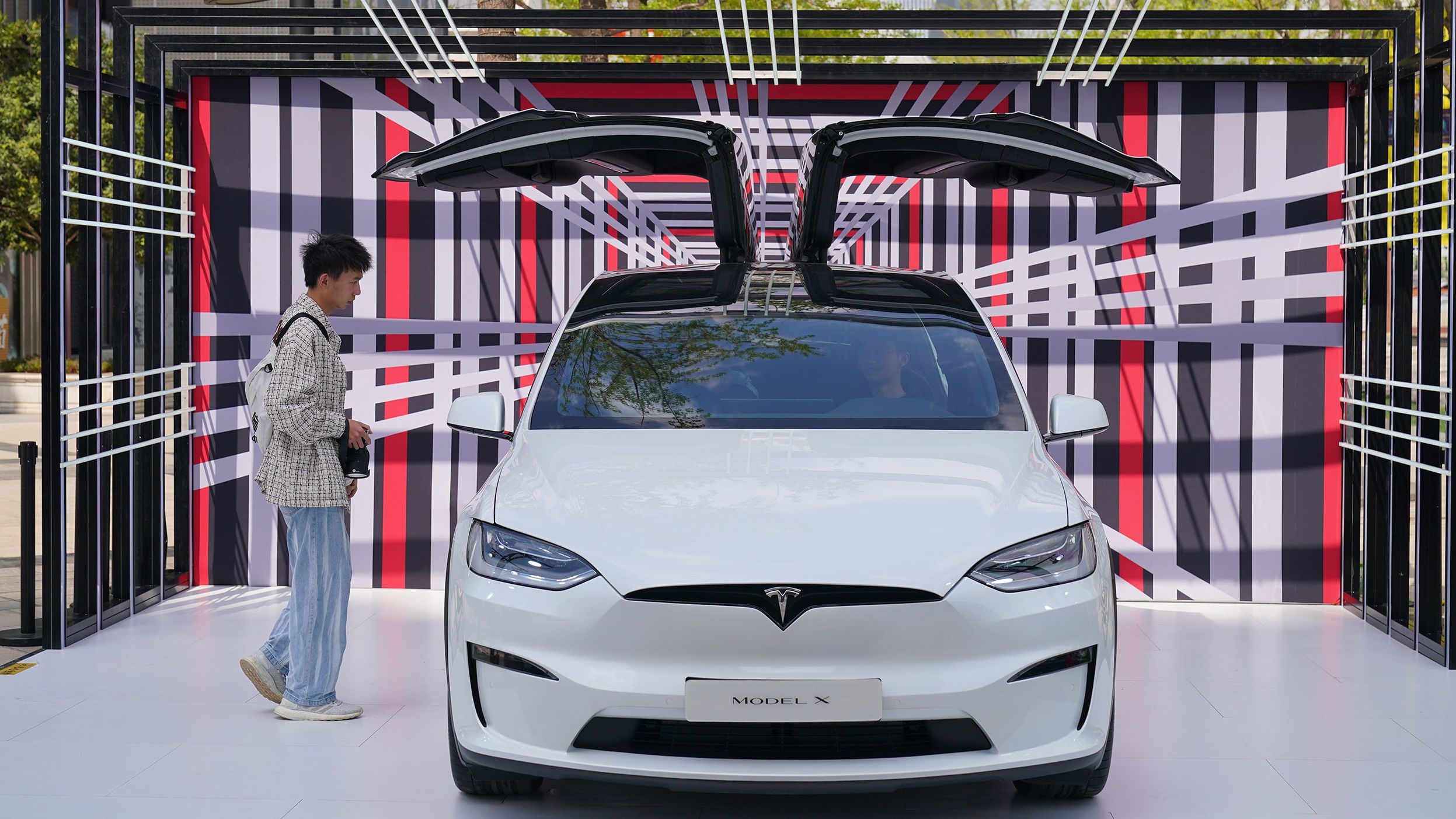 ¿Por qué Tesla continúa fabricando Model S y X a pesar de las bajas ventas?