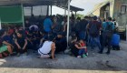 Encuentro con 139 migrantes centroamericanos hacinados en camión