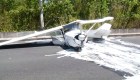 Avioneta cae en una autopista panameña