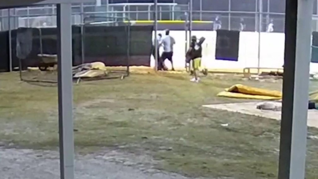 Angry parent knocks out Florida school referee