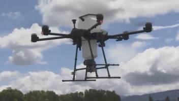 ¿Cómo se usan los drones para prevenir los mosquitos en California?