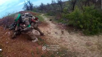 CNN obtiene acceso a las tropas ucranianas en Bakhmut