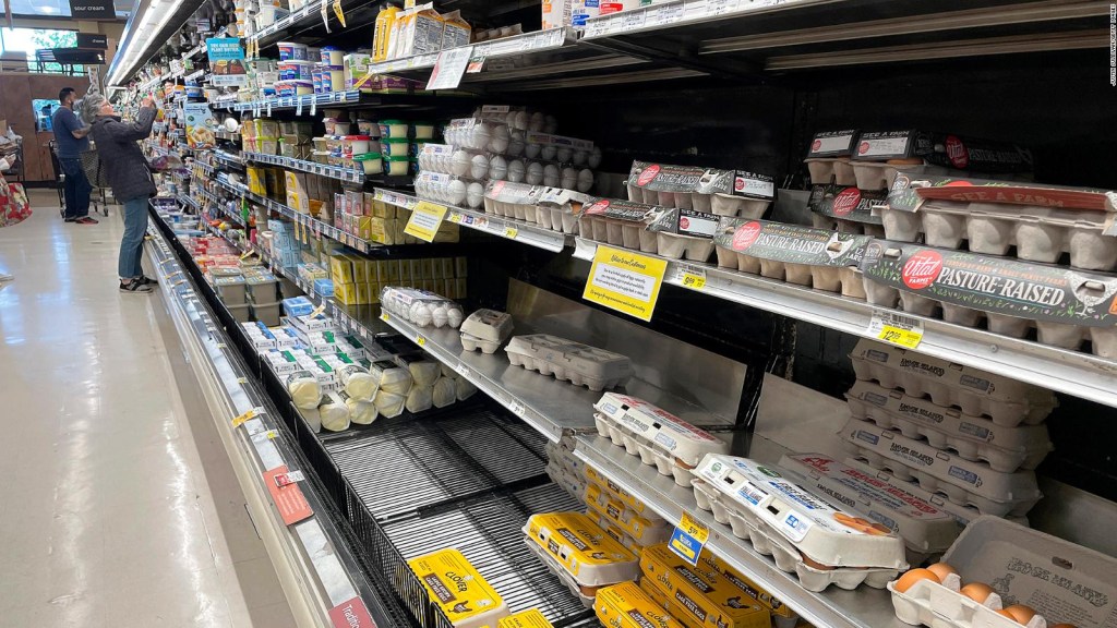 Egg price plummets in the US