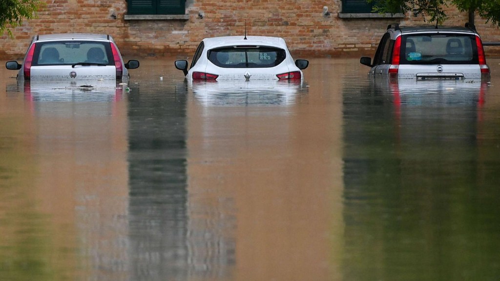 Inundaciones en norte de Italia dejan al menos 5 muertos