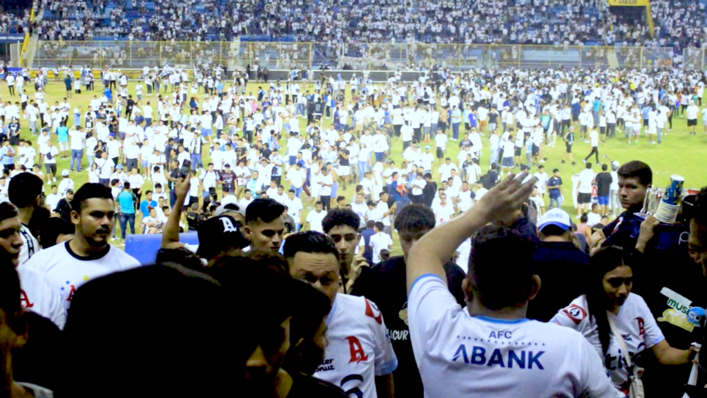 They are investigating the possible causes of the El Salvador stadium tragedy