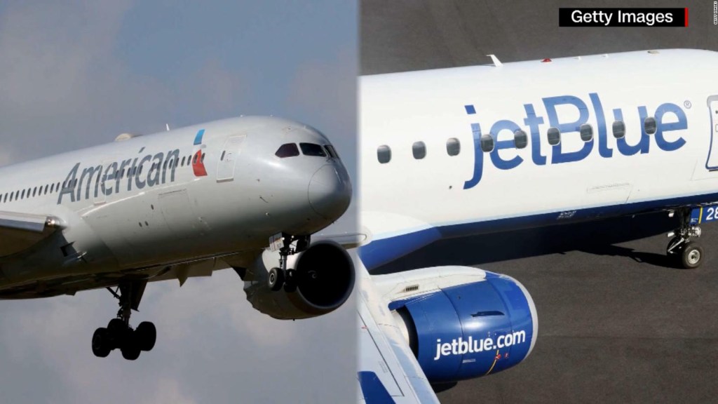 American Airlines y JetBlue cobran en USA.