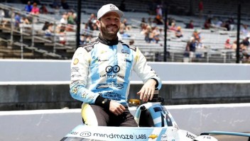 Piloto argentino se prepara para la mítica carrera Indy 500