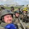 Grupos de combatientes rusos dicen pelear por Ucrania