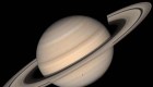 Detectan emisión masiva de agua de una luna de Saturno