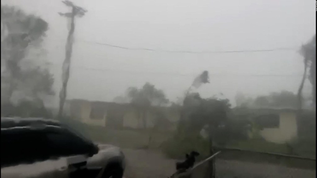 El tifón Mawar azota Guam con fuertes lluvias yvientos