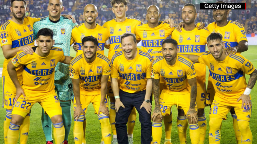 Rob Schneider: The most famous fan of Tigres
