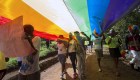 Uganda aprueba dura ley para criminalizar la homosexualidad