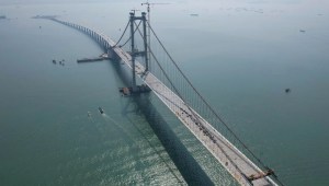 Vista aérea de una sección del puente Shenzhen-Zhongshan el 28 de abril de 2023 en Zhongshan, provincia china de Guangdong.