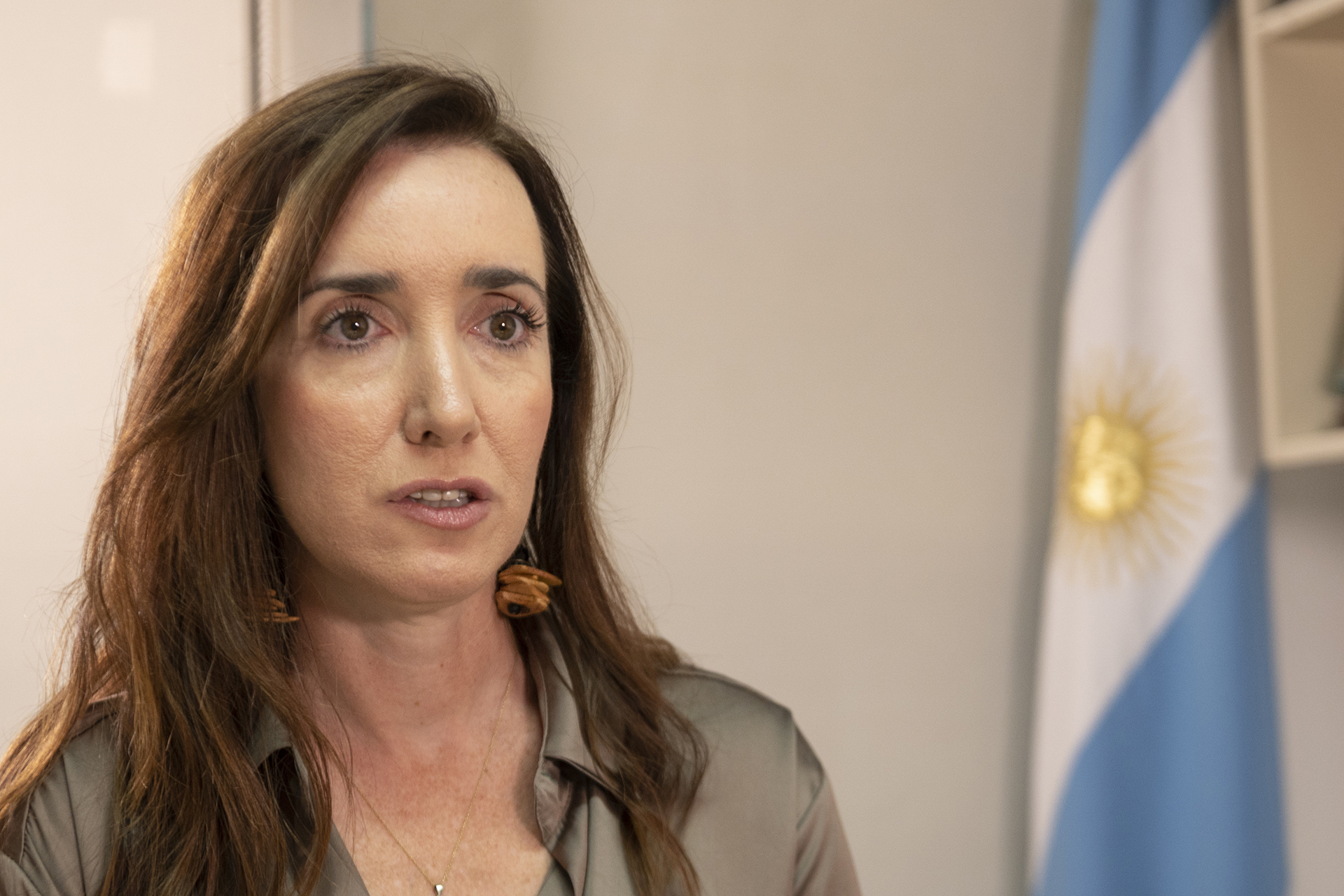 Quién es Victoria Villarruel, la candidata a vice de Javier Milei | CNN