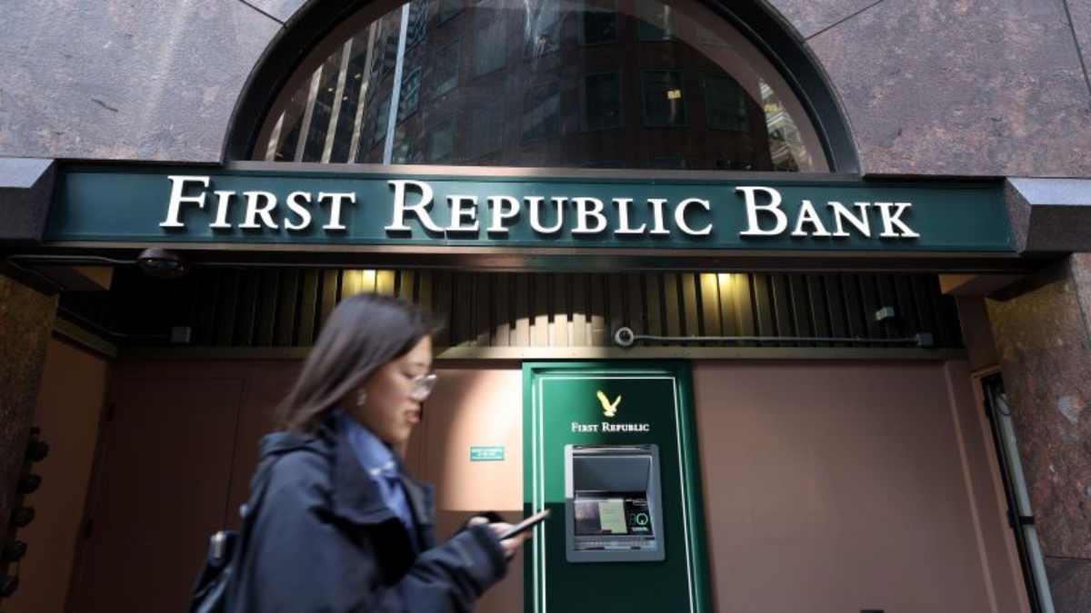 What all customers need to know about bank collapse