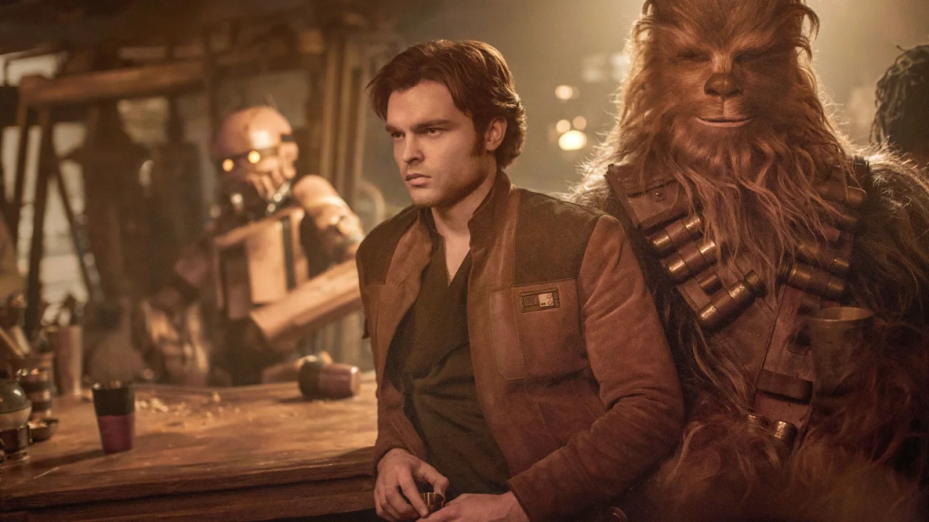 "Solo" muestra cómo Han y Chewie se hicieron mejores amigos. (Crédito: Jonathan Olley/Lucasfilm/Walt Disney Studios Motion Pictures/Everett Collection)