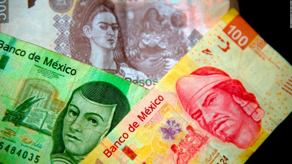 ¿Cómo comprar dinero a los mexicanos antes de la inflación?