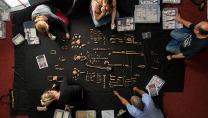Paleoantropólogo revela nueva evidencia sobre los seres humanos