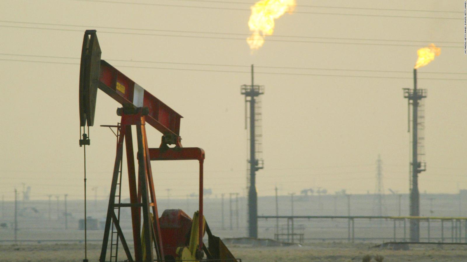 Cómo afecta el recorte de producción anunciado por Arabia Saudí al mercado mundial del petróleo