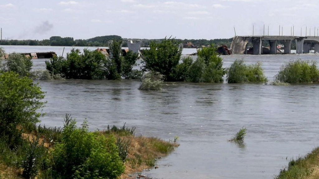 What are the consequences of the destruction of a Kherson dam?