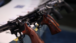 Corte Suprema restablece las restricciones a las armas fantasma