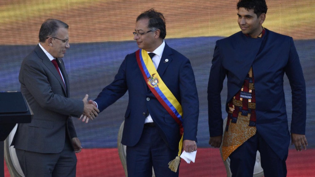 Presidente de la Cámara de Representantes de Colombia defiende un Petro