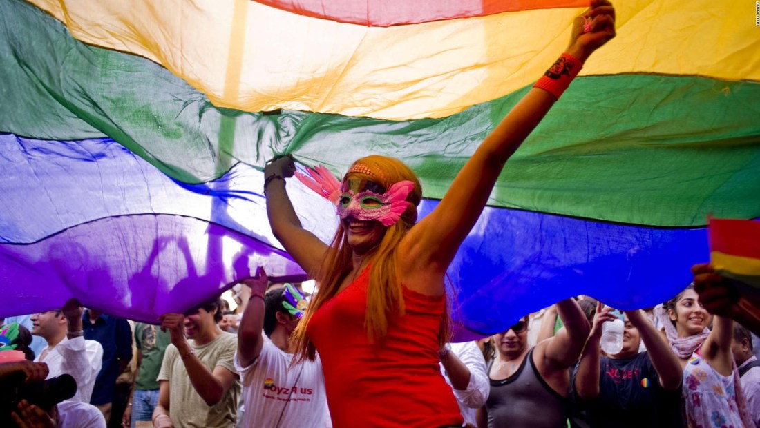 ¿Por qué la comunidad LGBTQ se encuentra en estado de emergencia?