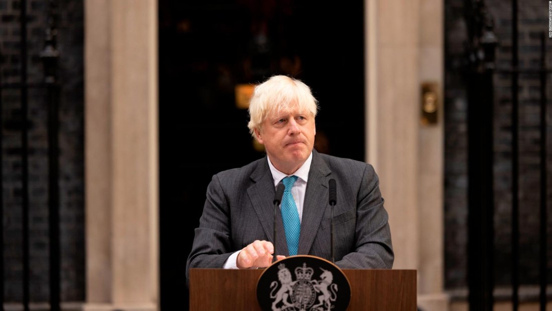 Polémico video de asistentes de Boris Johnson se hace público