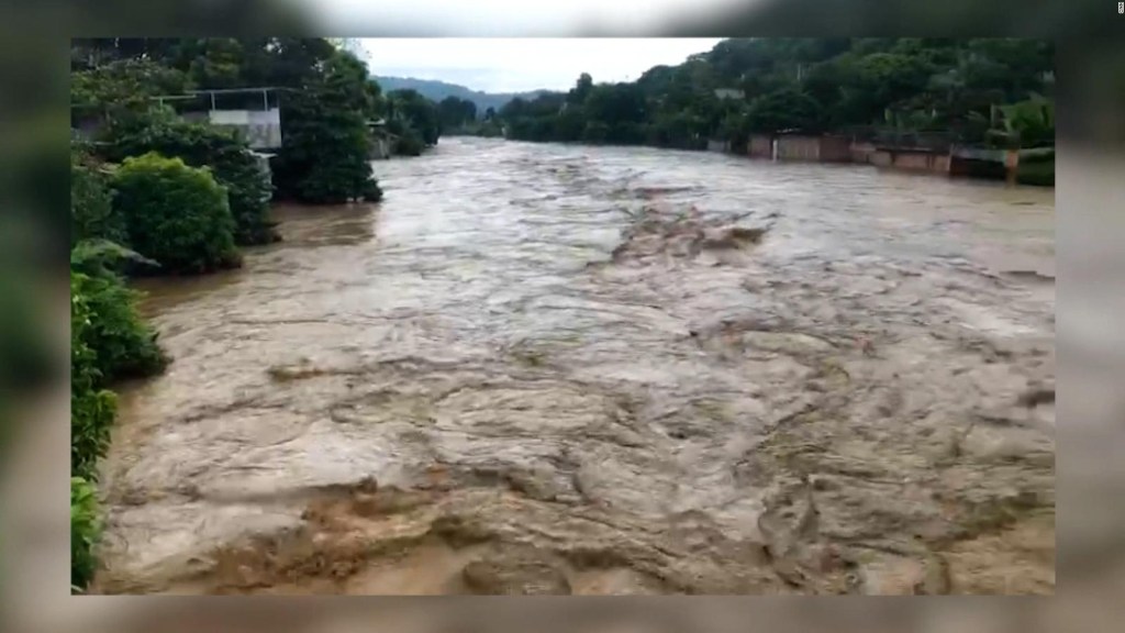 Inundaciones provocan dextrozos en Esmeraldas, Ecuador