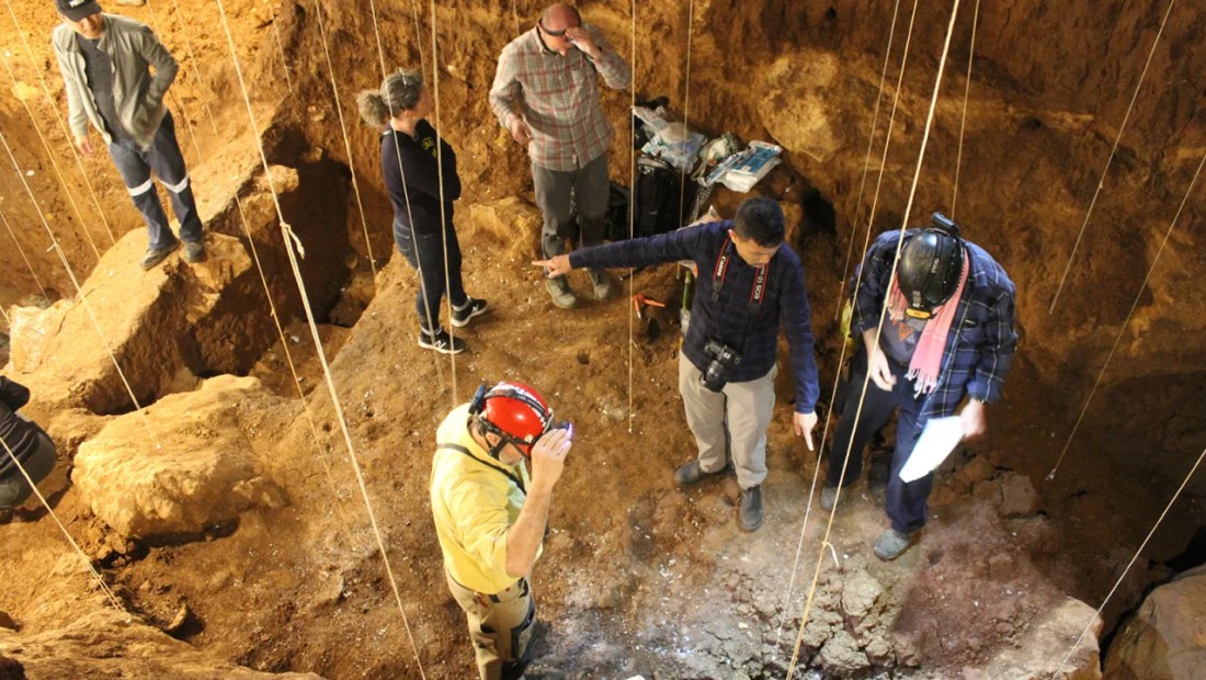 cueva laos humanos
