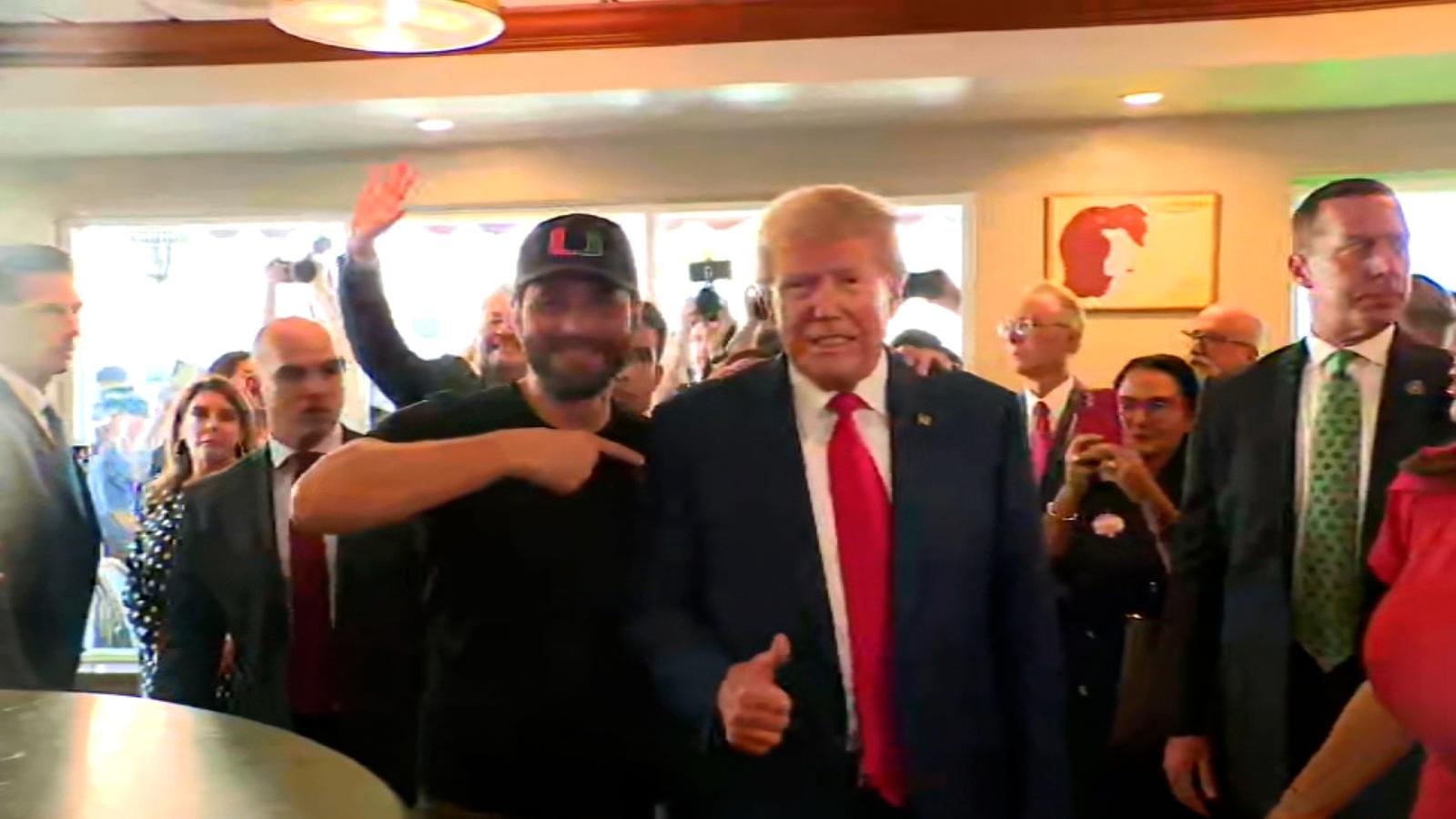 ¿Por qué fue clave la parada de Trump en el restaurante cubano Versailles?