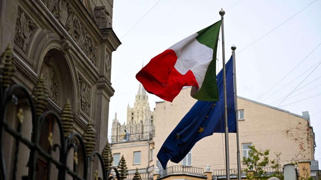 ¿Por qué Italia impone restricciones a un accionista de Pirelli?