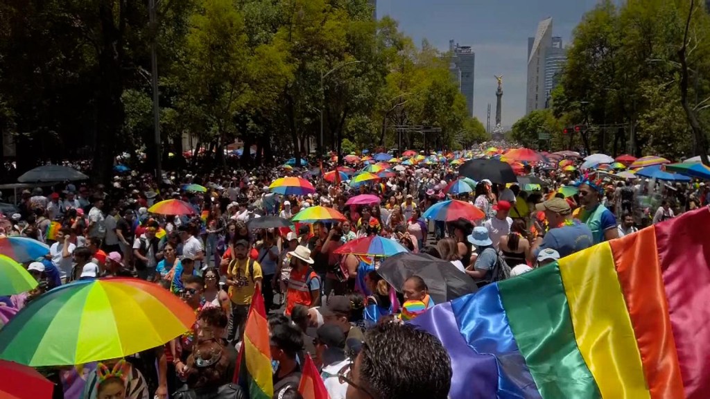 See how the pride march in Mexico was experienced