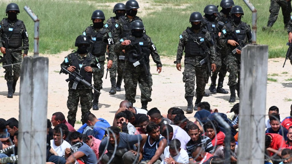Honduras: military police take control of prisons