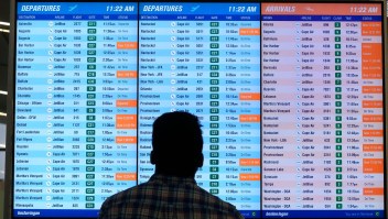 ¿Qué hacer si su vuelo se cancela o se retrasa?