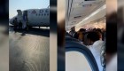 Imágenes más impactantes del avión que aterrizó sin tren delantero