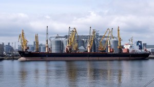 Rusia anunció que no continuará en el acuerdo para la exportación de cereales del mar Negro.