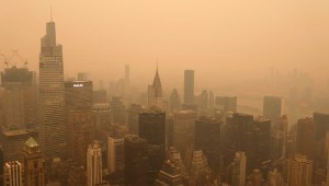 Nueva York sufre una grave polución, principalmente por el humo de los incendios de Canadá.