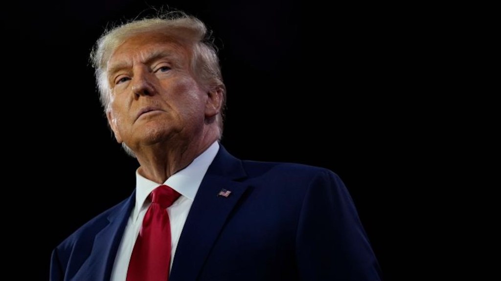 Donald Trump dice que es objetivo de la investigación del fiscal especial sobre las secuelas de las elecciones 2020