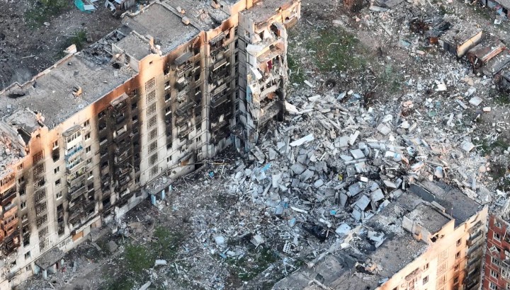 Destrucción en la ciudad de Bakhmut tras las hostilidades del 1 de junio de 2023. (Crédito: Yan Dobronosov/Global Images Ucrania/Getty Images)