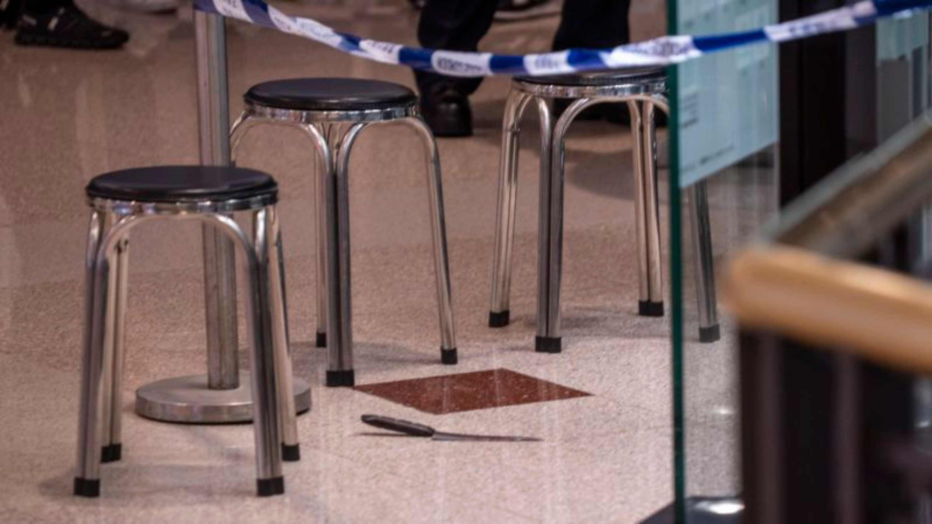 Dos mujeres mueren puñaladas en un centro comercial de Hong Kong